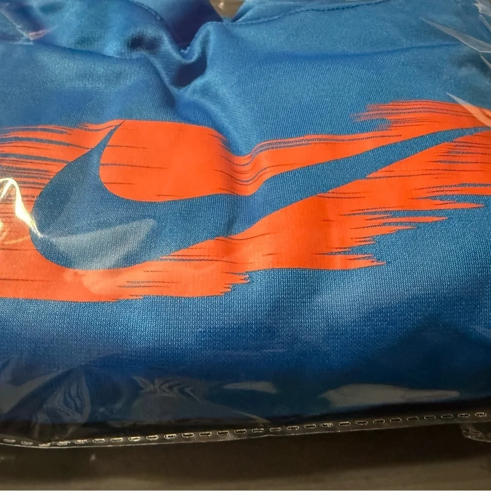 Nike Blue Hoodie Boy’s Medium Sweatshirt 0128